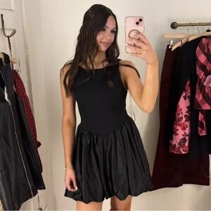 NWT Anthropologie MAEVE BOAT-NECK BUBBLE MINI Black DRESS. Size Large